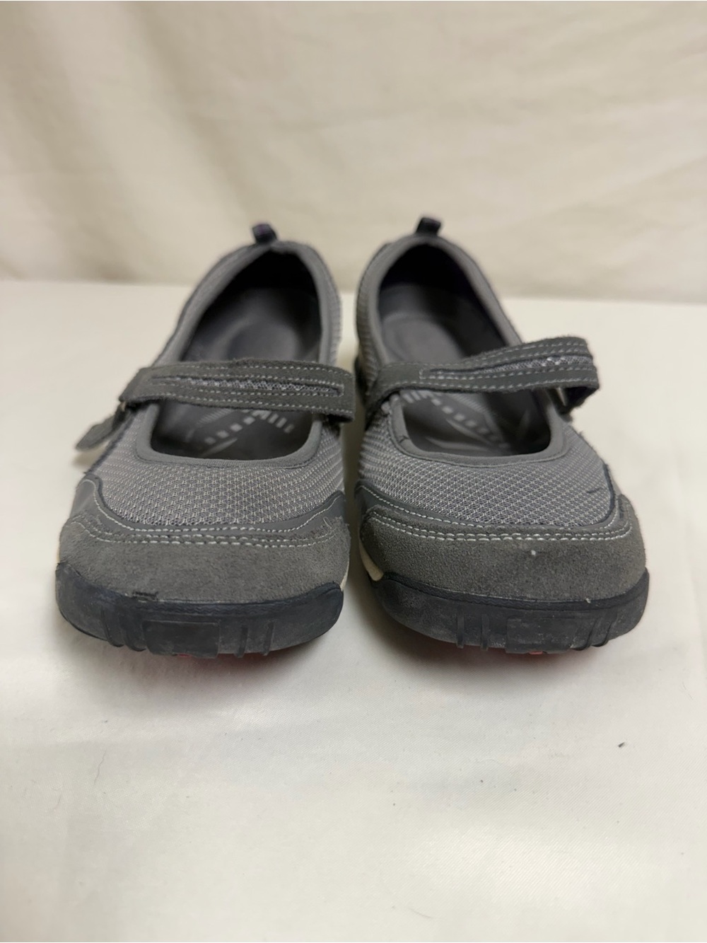 Therafit Grey Leather/Fabric Women’s Slip On Shoes Size 11